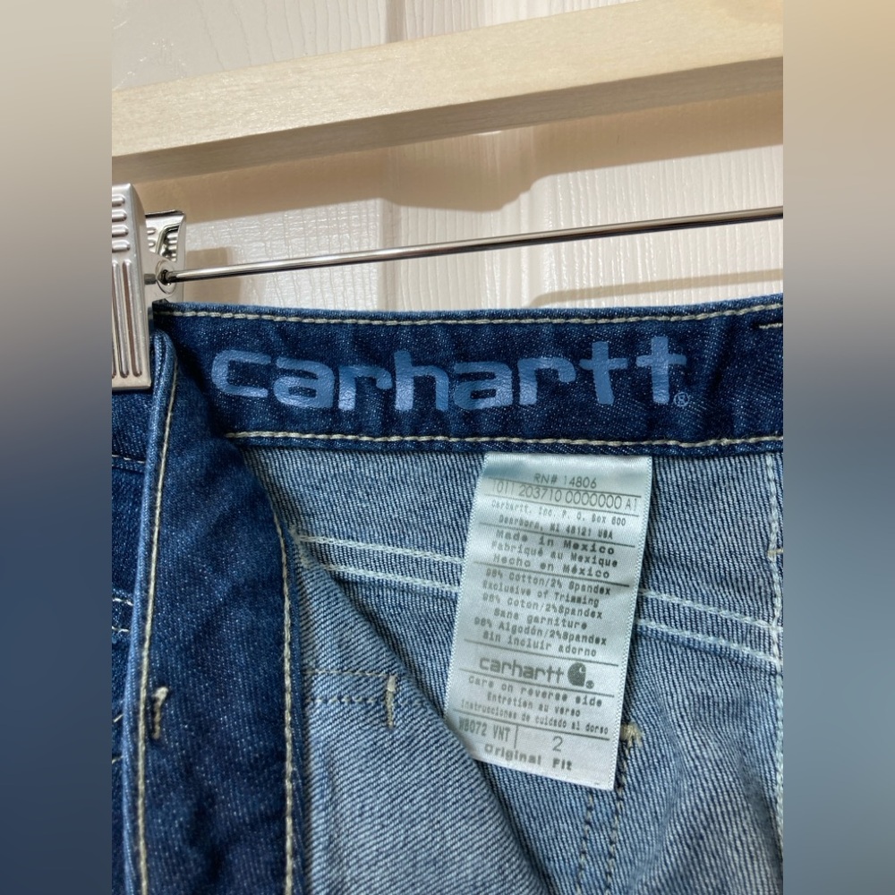 Carhartt Women’s Rolled Cuff Dark Wash Denim Bermuda Jean Shorts Size 2 Coastal - Picture 2 of 8